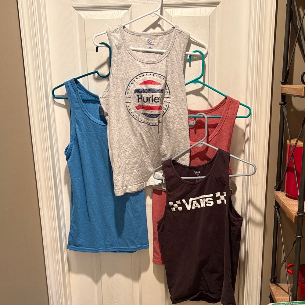 Hurley-Vans- Hanes men’s  Tank Top - grey—black-blue-pink All size Small